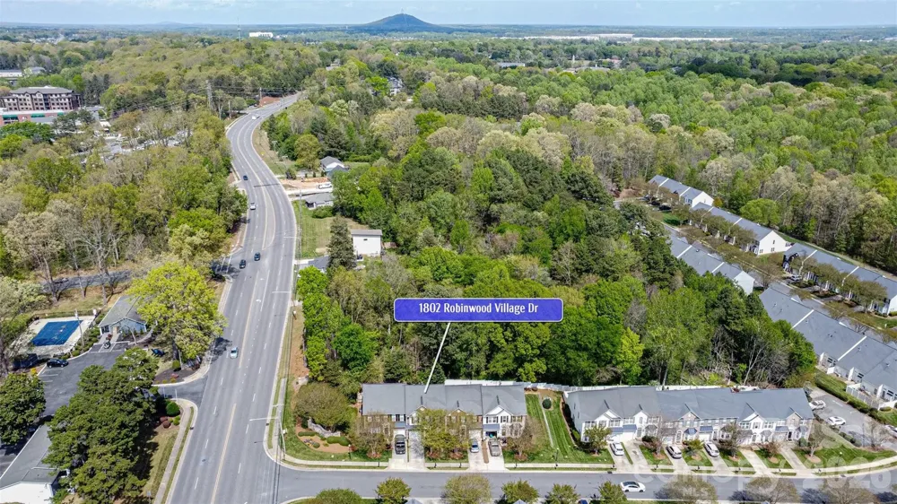 1802 Robinwood Village Drive Gastonia, NC 28054