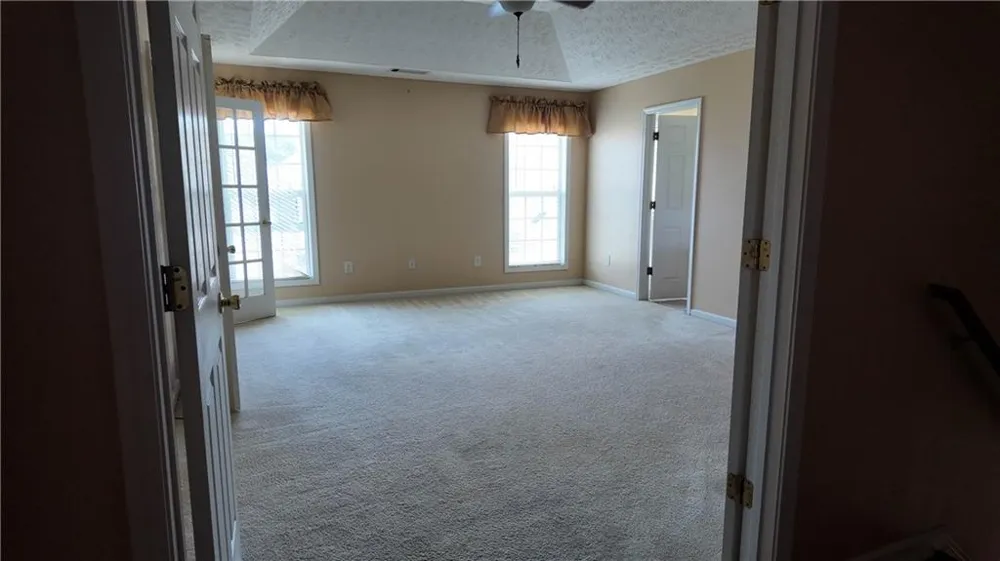 2760 Rusticwood Drive Snellville, GA 30078