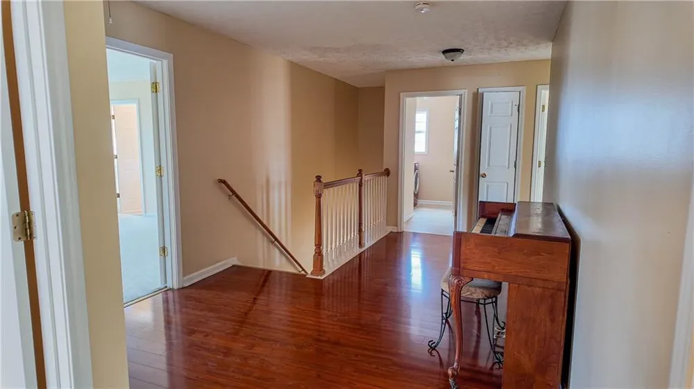 2760 Rusticwood Drive Snellville, GA 30078