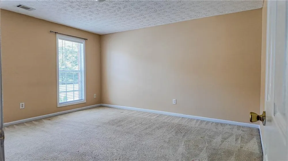 2760 Rusticwood Drive Snellville, GA 30078