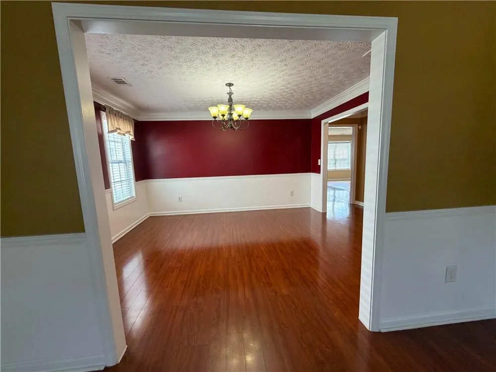 2760 Rusticwood Drive Snellville, GA 30078