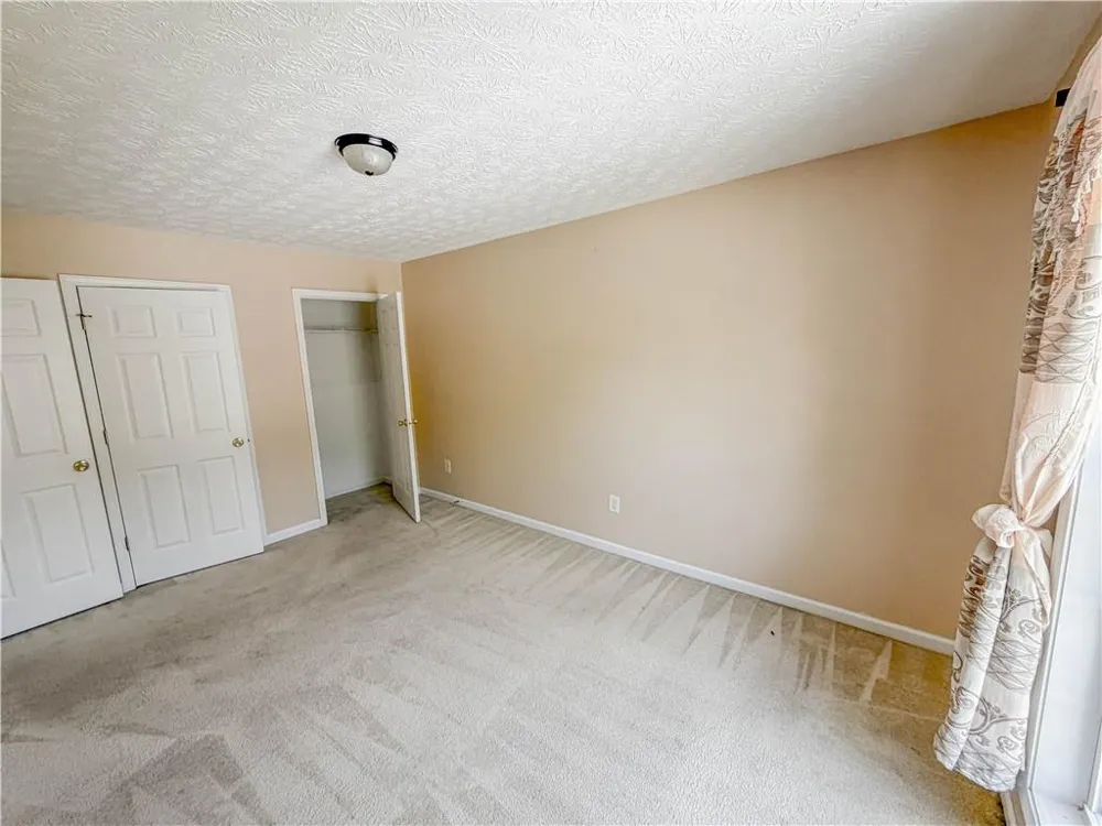 2760 Rusticwood Drive Snellville, GA 30078