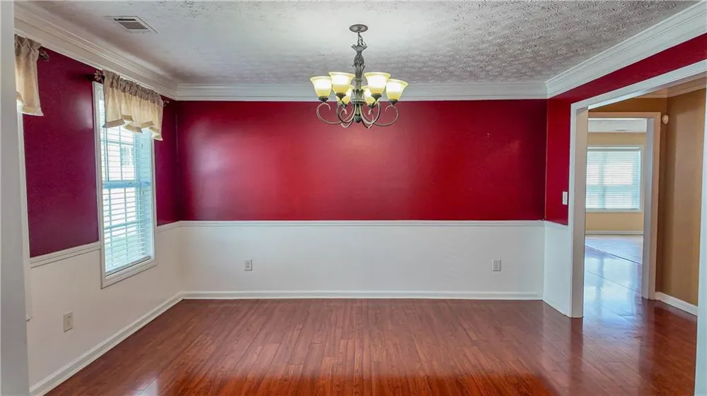 2760 Rusticwood Drive Snellville, GA 30078