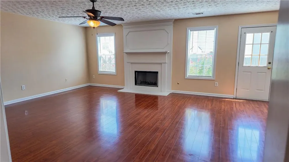 2760 Rusticwood Drive Snellville, GA 30078