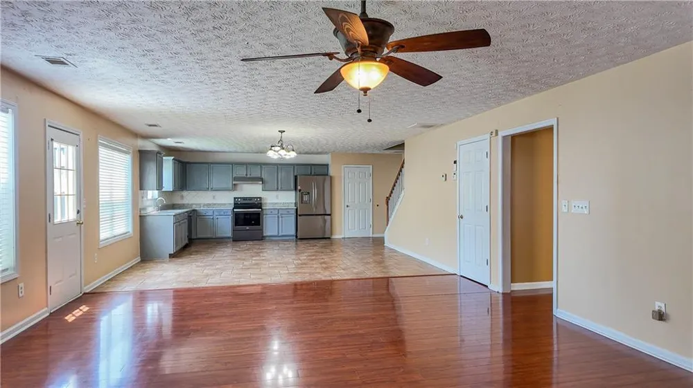 2760 Rusticwood Drive Snellville, GA 30078