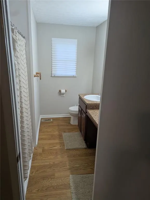 945 Hemingway Road Stone Mountain, GA 30088