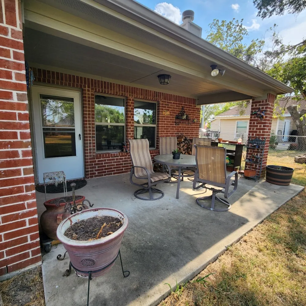 1209 Sherman Street Tioga, TX 76271
