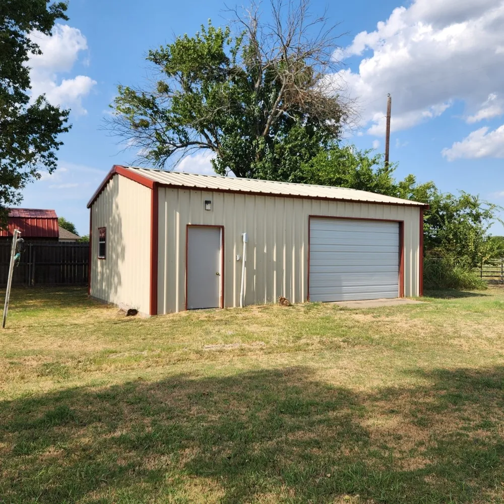 1209 Sherman Street Tioga, TX 76271
