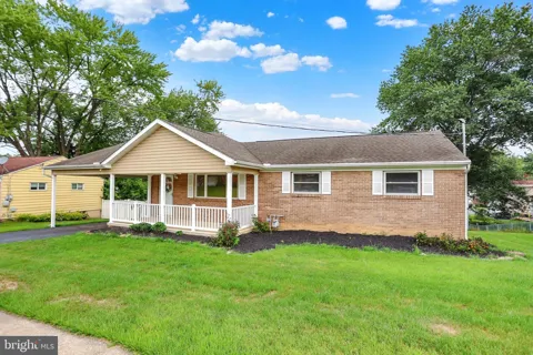 19 E GLENWOOD DRIVE