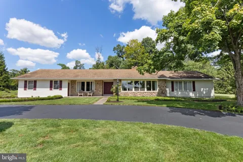 157 CHESTNUT VALLEY DRIVE
