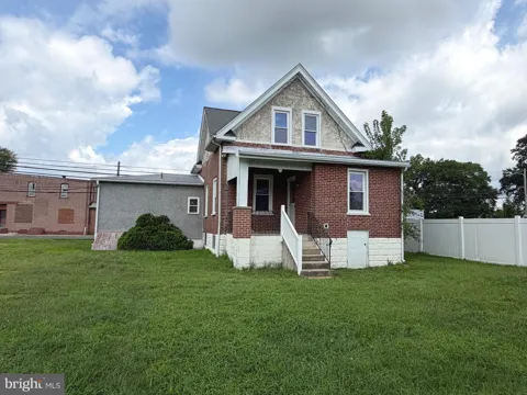 207 S GOVERNOR PRINTZ BOULEVARD