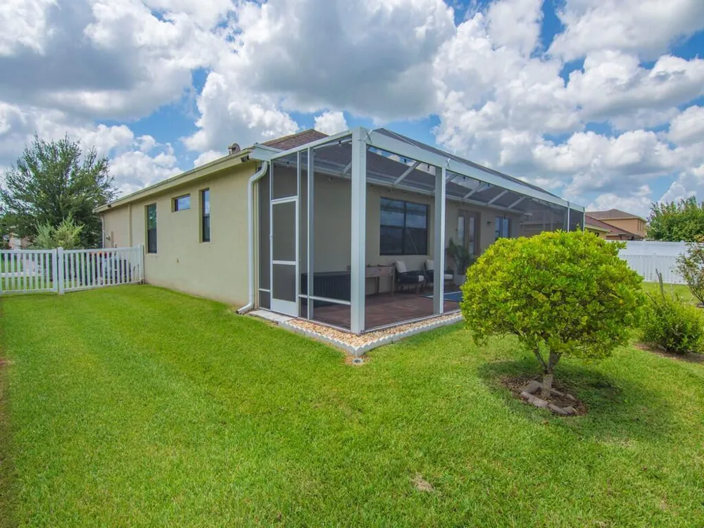 9880 Verona Manor Vero Beach, FL 32966