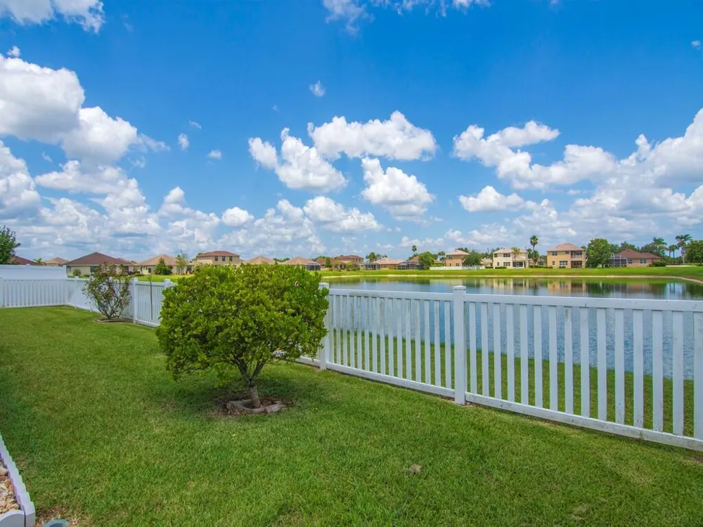 9880 Verona Manor Vero Beach, FL 32966