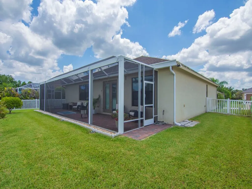 9880 Verona Manor Vero Beach, FL 32966