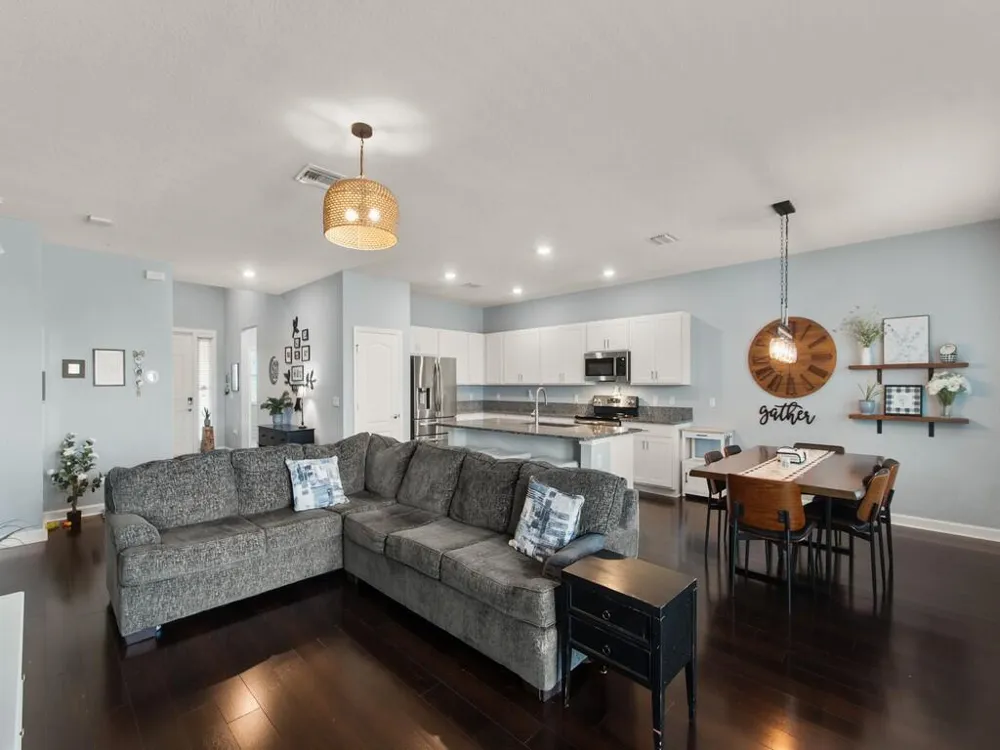 9880 Verona Manor Vero Beach, FL 32966