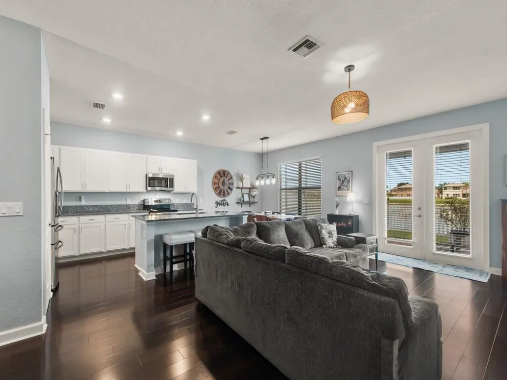 9880 Verona Manor Vero Beach, FL 32966