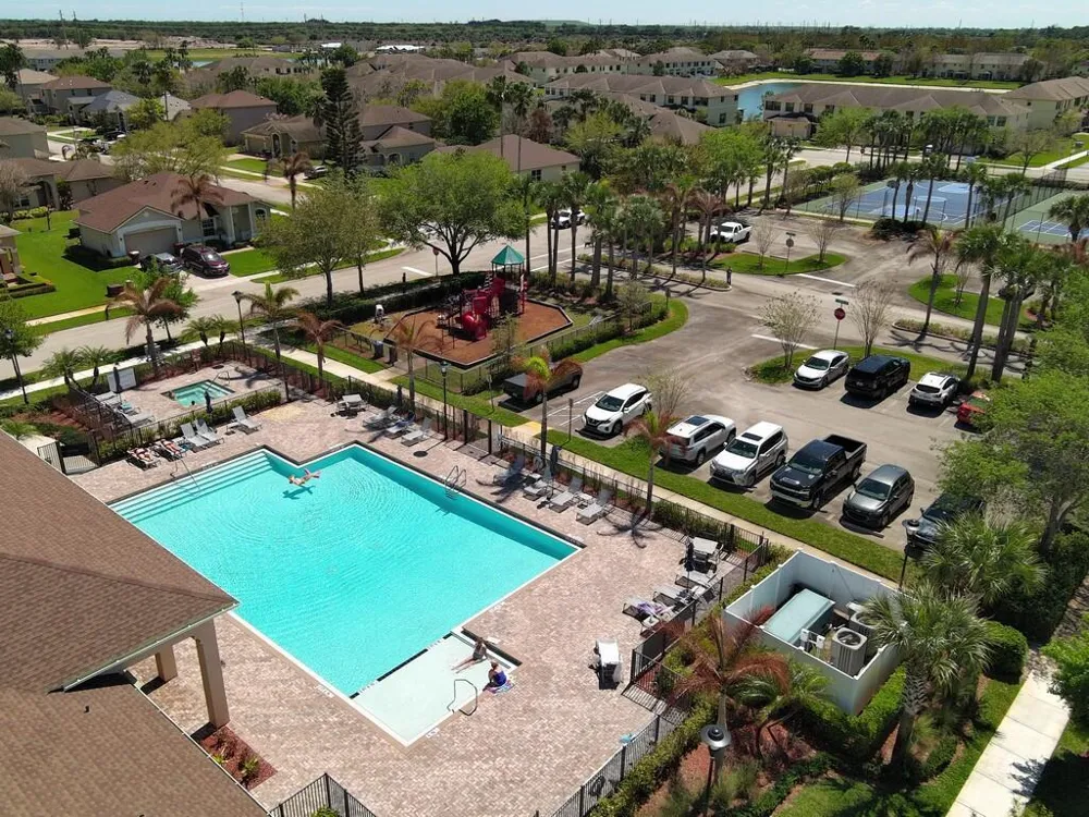 9880 Verona Manor Vero Beach, FL 32966