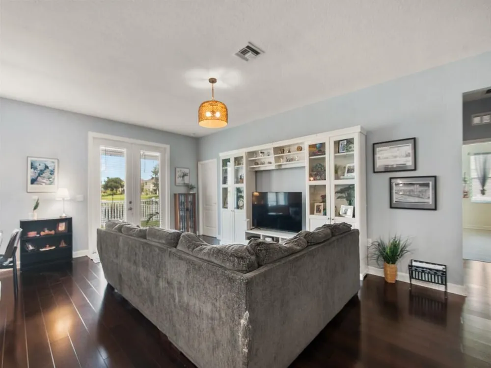 9880 Verona Manor Vero Beach, FL 32966