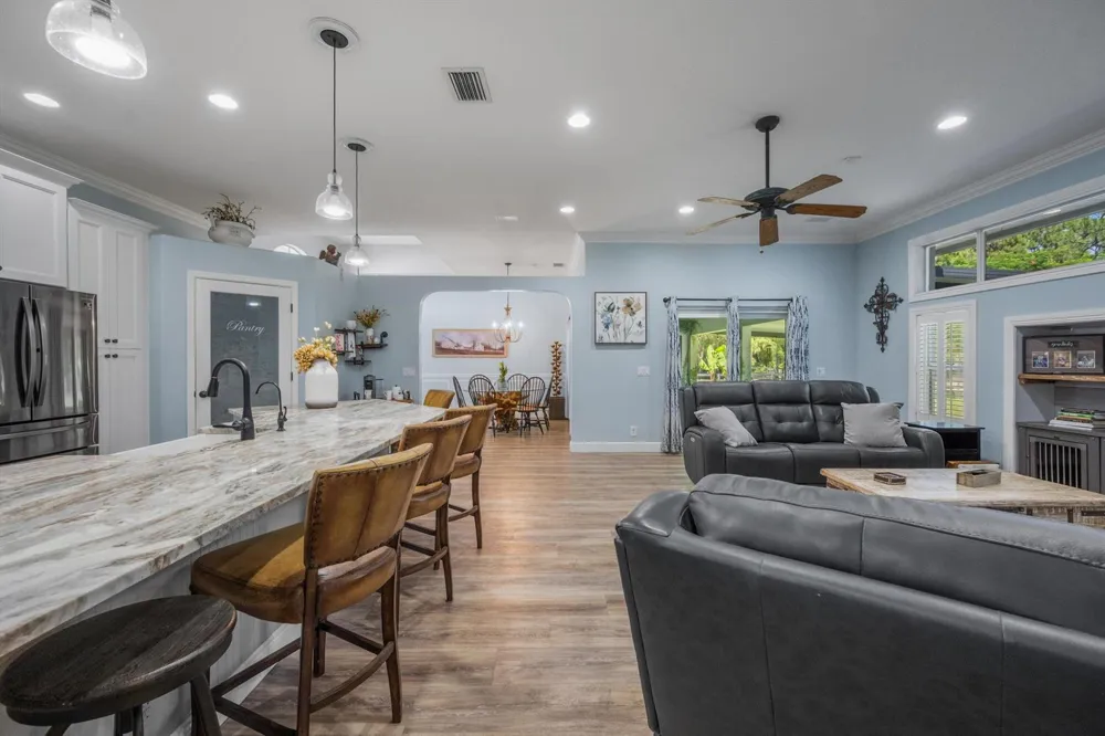 2558 PALM DEER DRIVE 