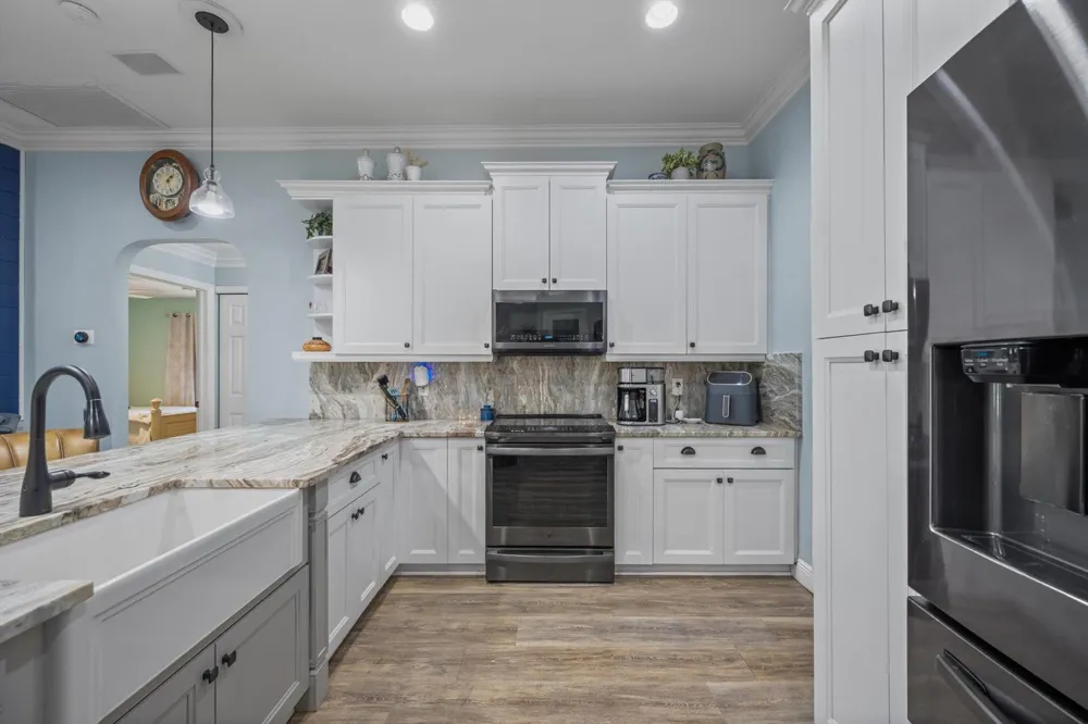 2558 PALM DEER DRIVE 