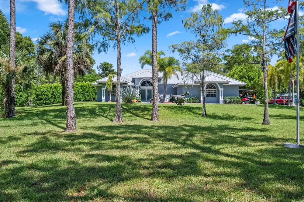 2558 PALM DEER DRIVE 