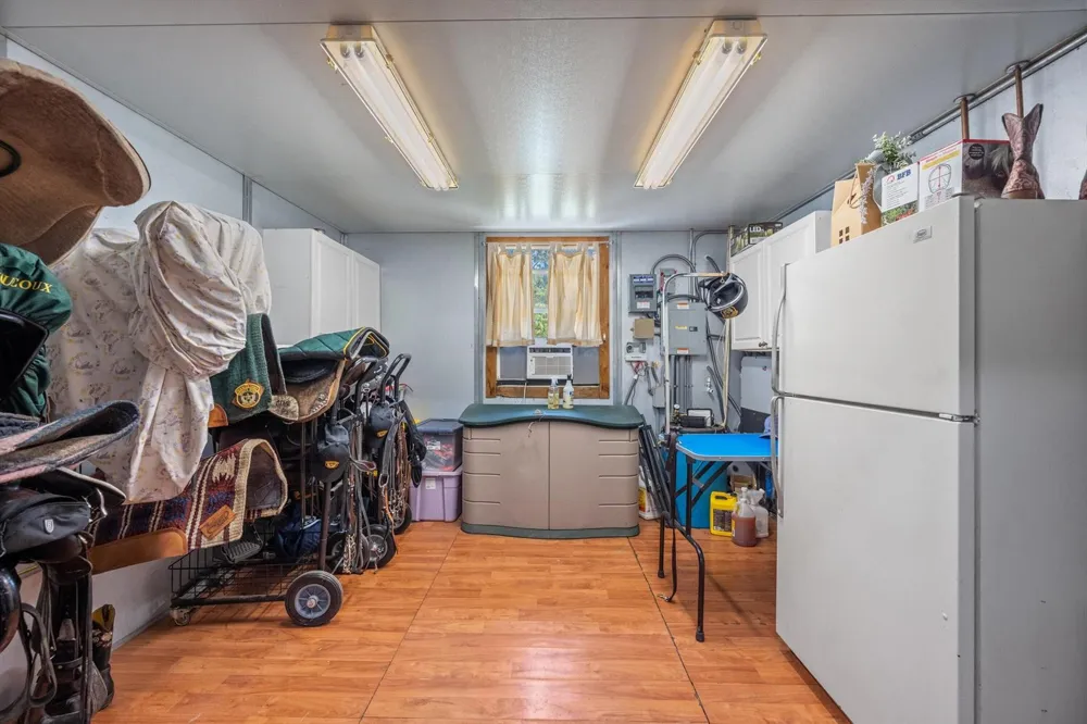 2558 PALM DEER DRIVE 