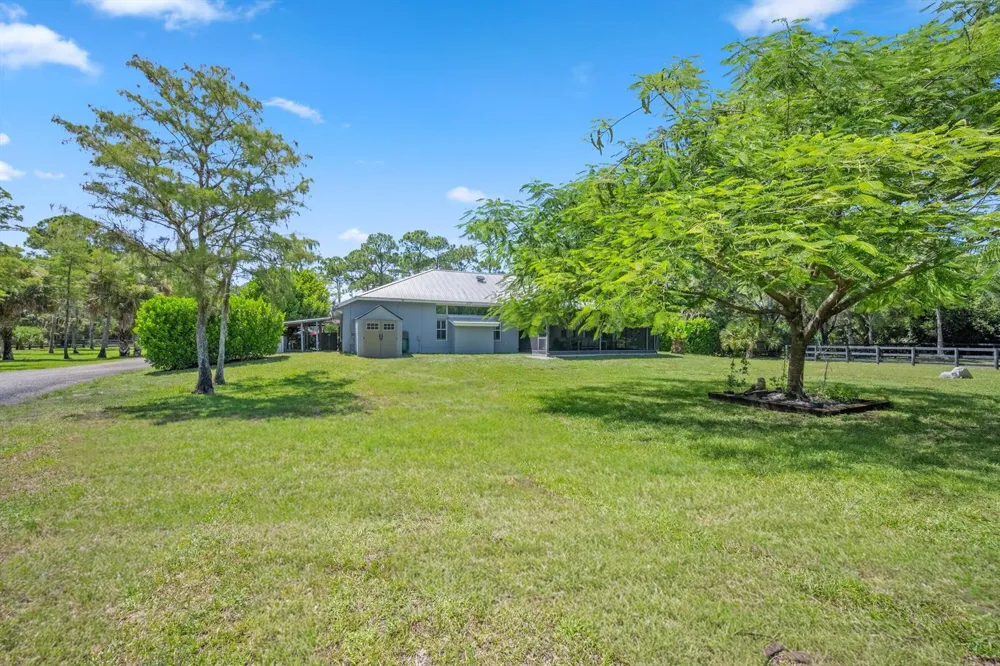 2558 PALM DEER DRIVE 
