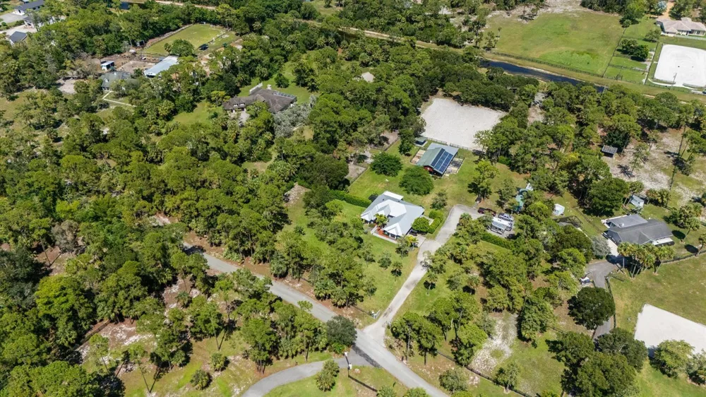 2558 PALM DEER DRIVE 