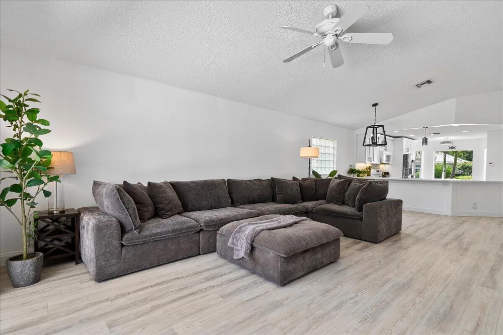 1820 S Club Drive Wellington, FL 33414