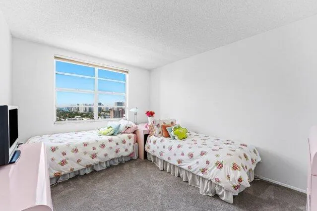 1980 S OCEAN DRIVE #18Q Hallandale Beach, FL 33009
