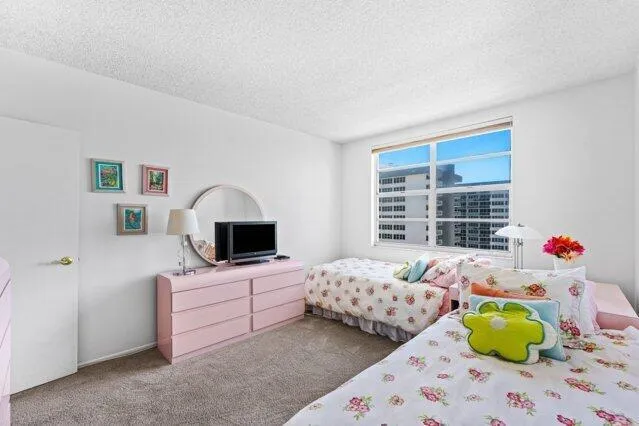 1980 S OCEAN DRIVE #18Q Hallandale Beach, FL 33009