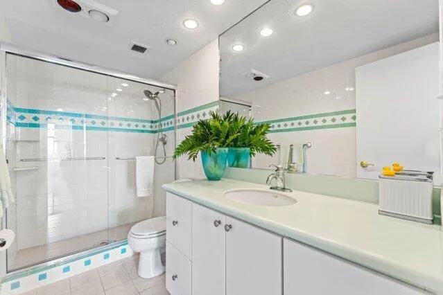 1980 S OCEAN DRIVE #18Q Hallandale Beach, FL 33009
