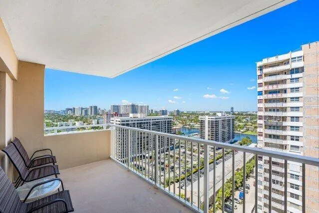 1980 S OCEAN DRIVE #18Q Hallandale Beach, FL 33009