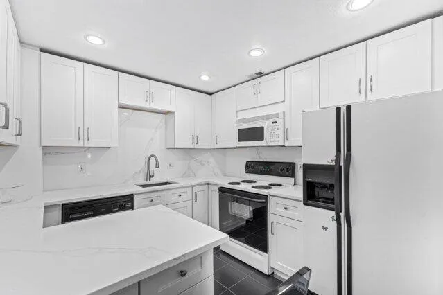 1980 S OCEAN DRIVE #18Q Hallandale Beach, FL 33009