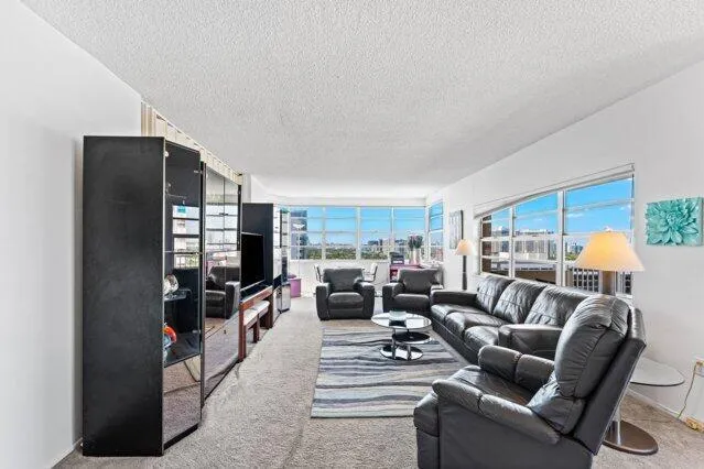 1980 S OCEAN DRIVE #18Q Hallandale Beach, FL 33009