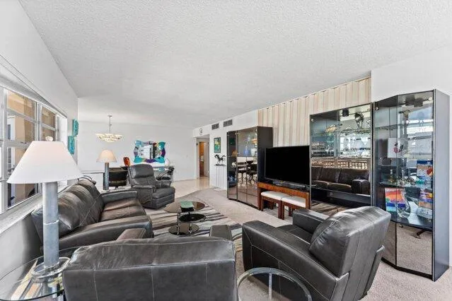 1980 S OCEAN DRIVE #18Q Hallandale Beach, FL 33009