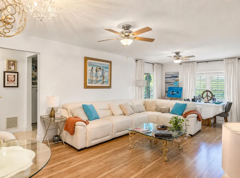 5570 Tamberlane Circle #331 Palm Beach Gardens, FL 33418