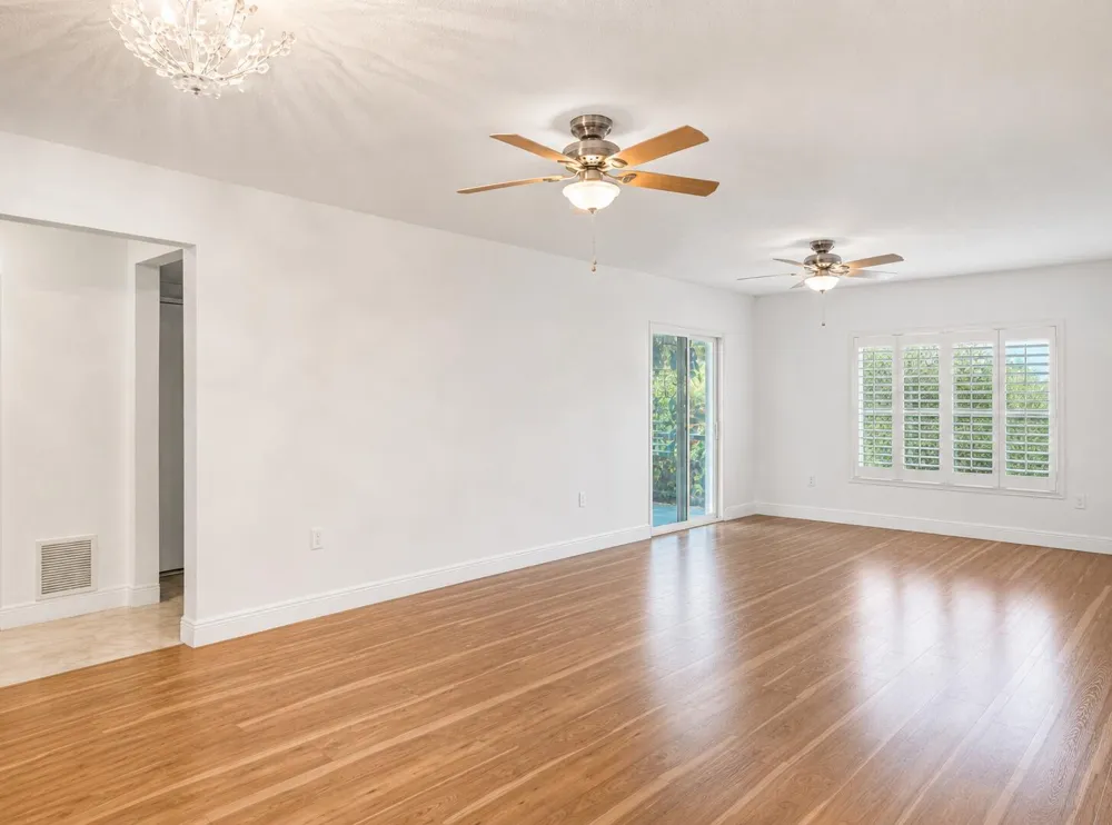 5570 Tamberlane Circle #331 Palm Beach Gardens, FL 33418