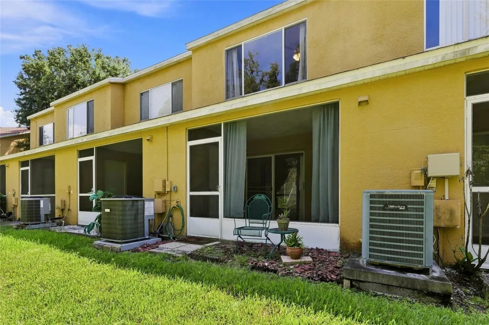 1339 COSTA MESA DRIVE Wesley Chapel, FL 33543