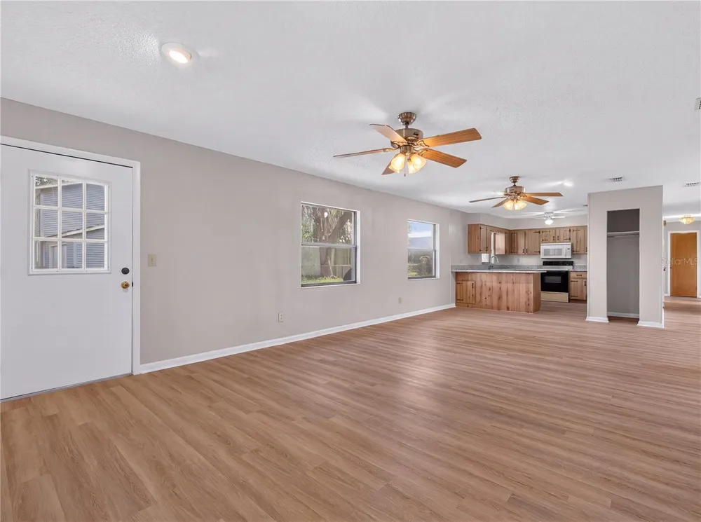 17911 BEACH STREET Umatilla, FL 32784