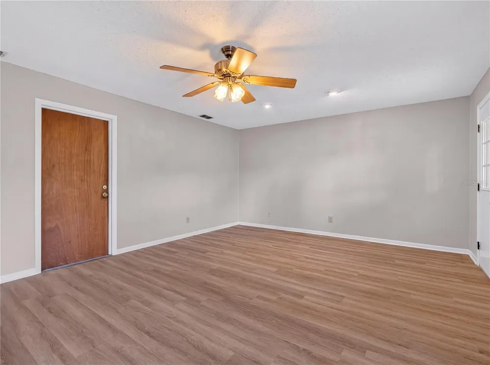 17911 BEACH STREET Umatilla, FL 32784