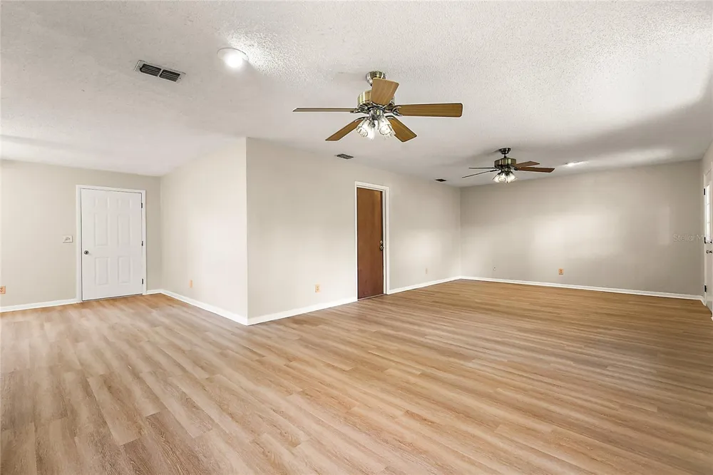 17911 BEACH STREET Umatilla, FL 32784