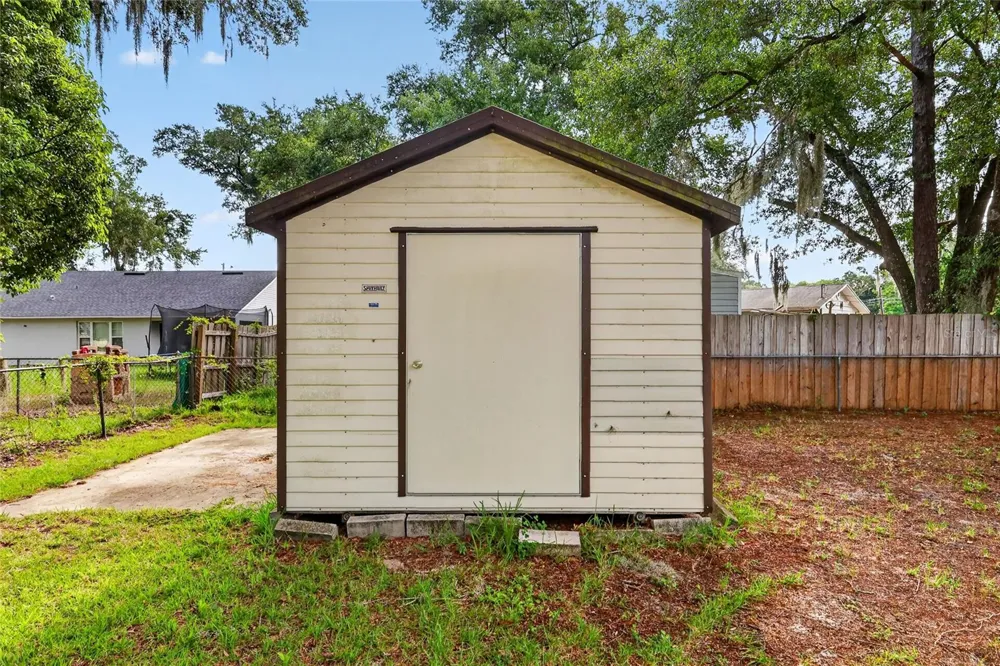 17911 BEACH STREET Umatilla, FL 32784