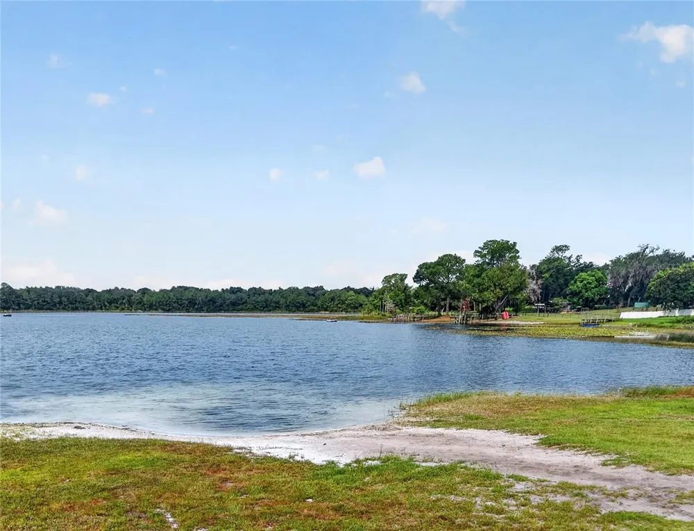17911 BEACH STREET Umatilla, FL 32784
