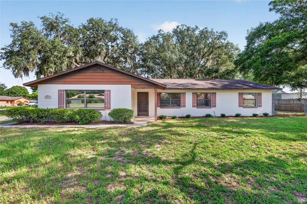 17911 BEACH STREET Umatilla, FL 32784