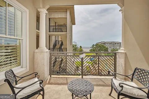 1015 Beachview DR