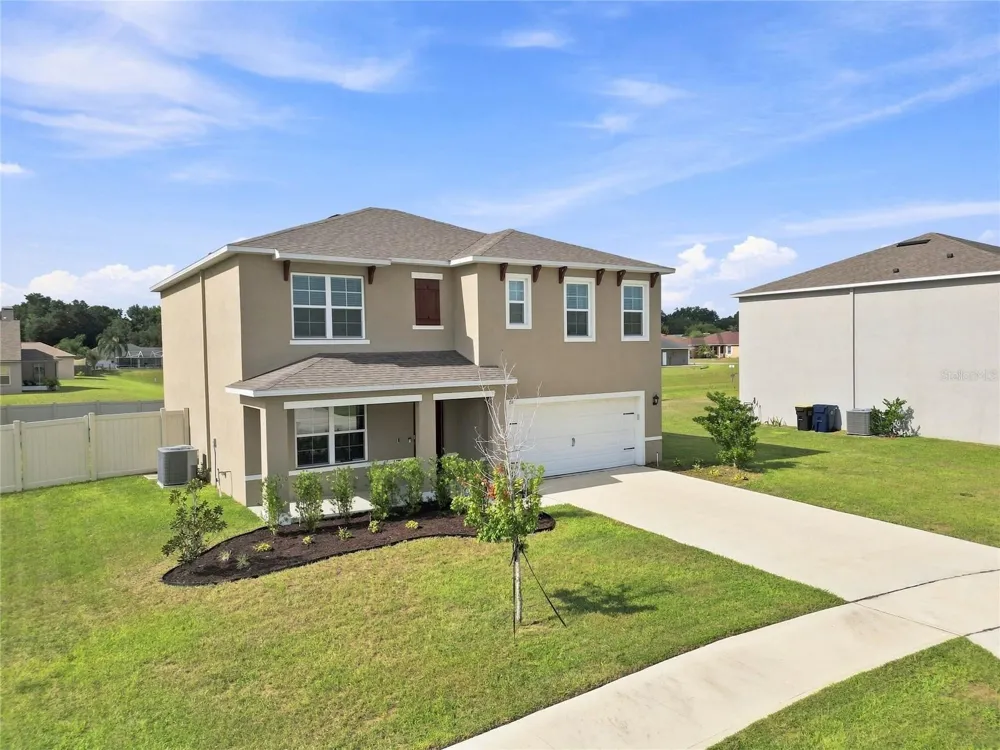 787 AUBURN GROVE CT. Auburndale, FL 33823