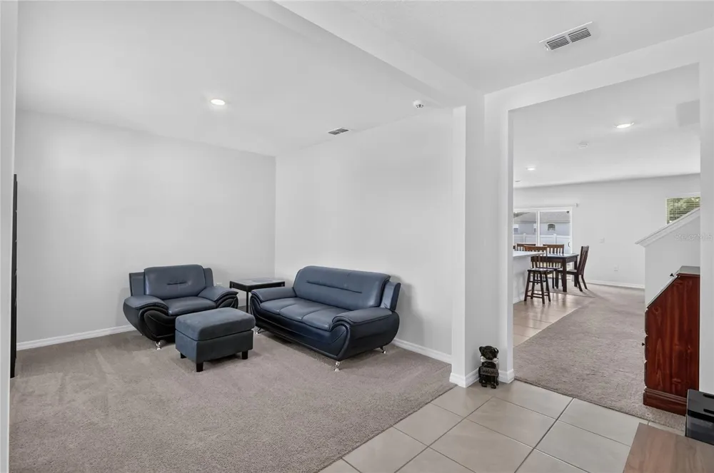 787 AUBURN GROVE CT. Auburndale, FL 33823