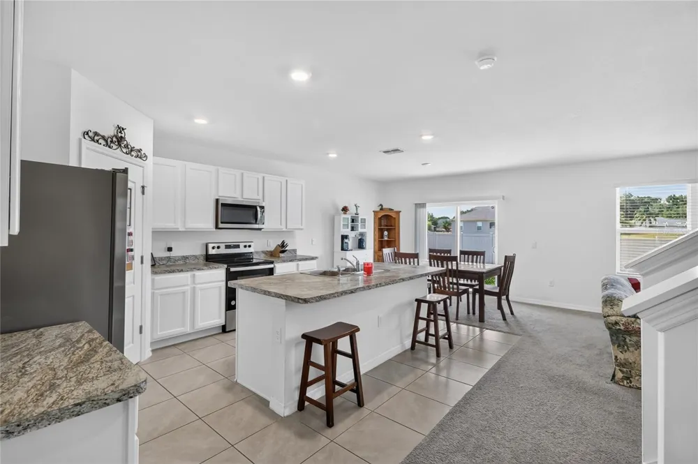 787 AUBURN GROVE CT. Auburndale, FL 33823