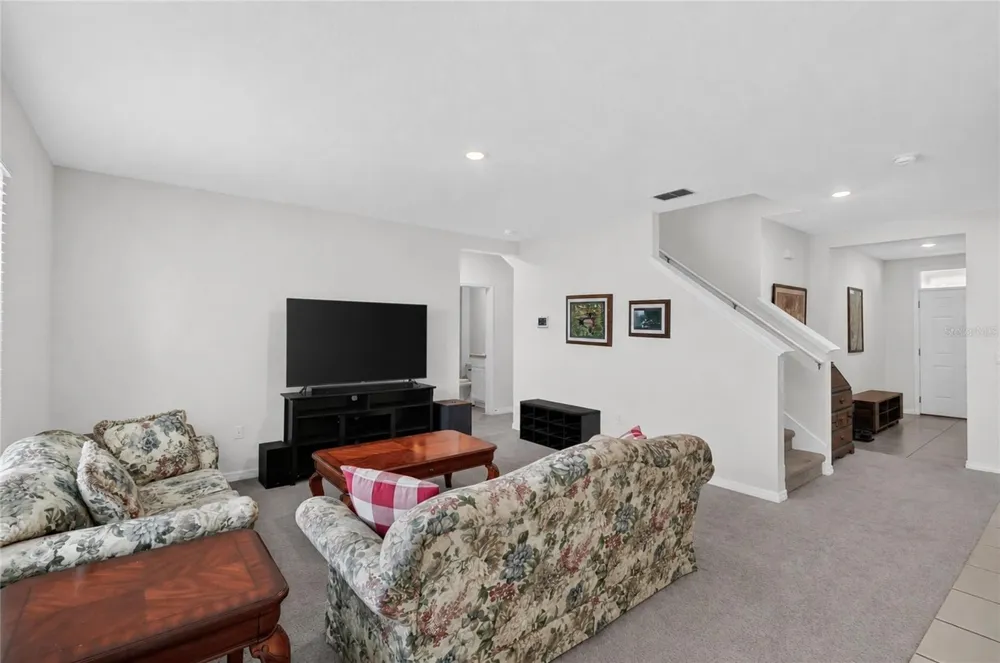 787 AUBURN GROVE CT. Auburndale, FL 33823
